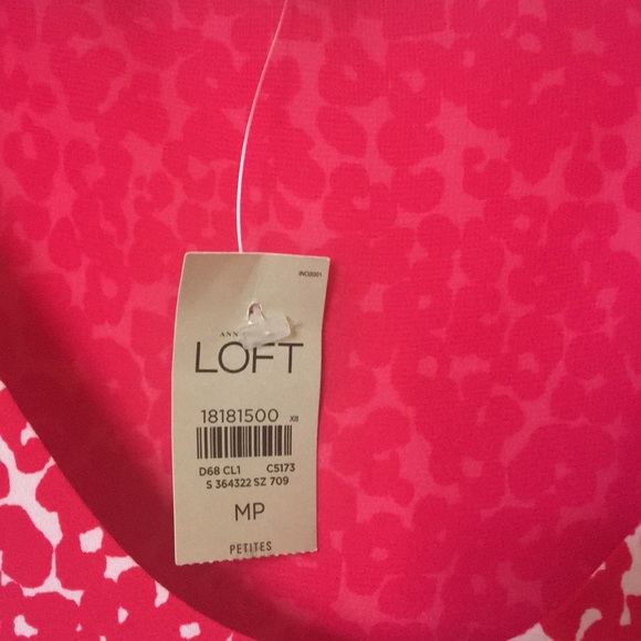 LOFT casual sleeveless top - Picture 2 of 2